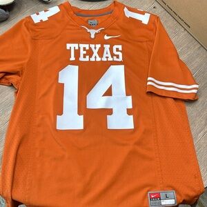 TEXAS LONGHORN NIKE GAME JERSEY IN GREAT CONDITION. SIZE LARGE